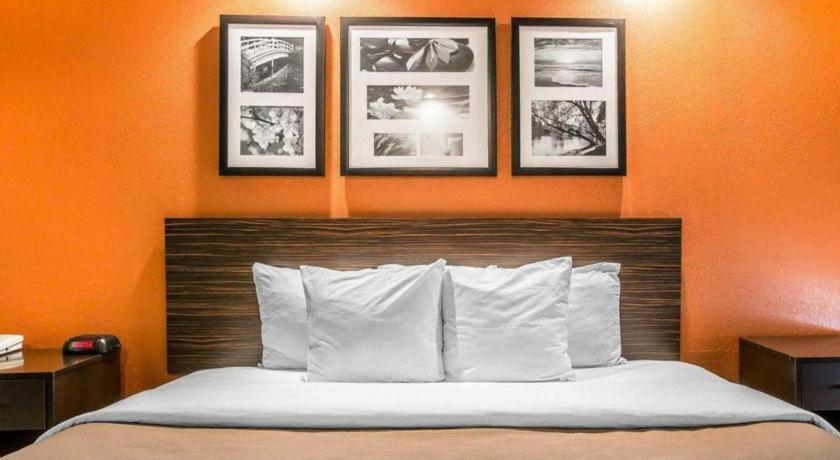 Sleep Inn Bessemer Helena Екстер'єр фото
