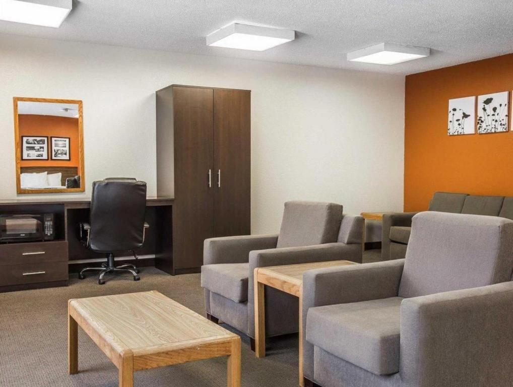 Sleep Inn Bessemer Helena Екстер'єр фото