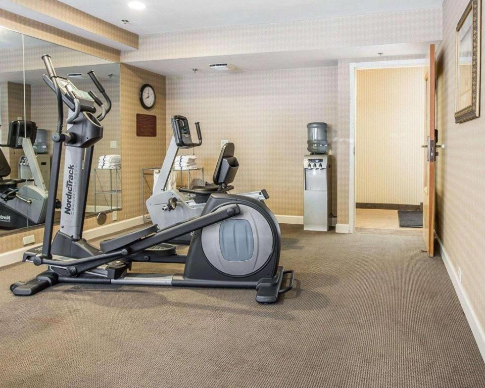 Sleep Inn Bessemer Helena Екстер'єр фото